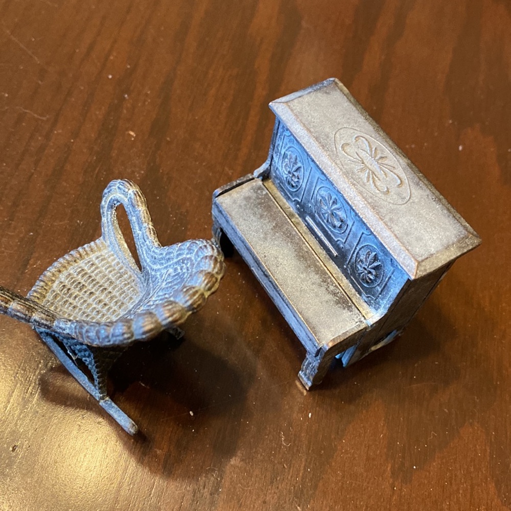 Vintage metal pencil sharpener bundle- piano & rocking chair - Picture 2 of 7